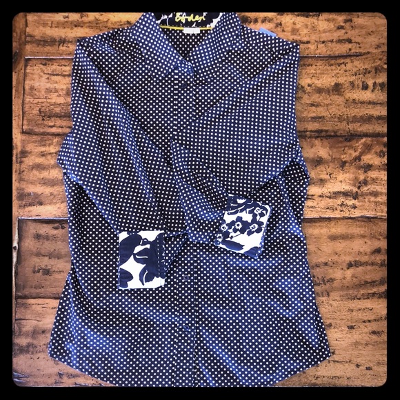 Boden Tops - Women’s US 4R UK 8R Boden Dot Button Down Up Shirt